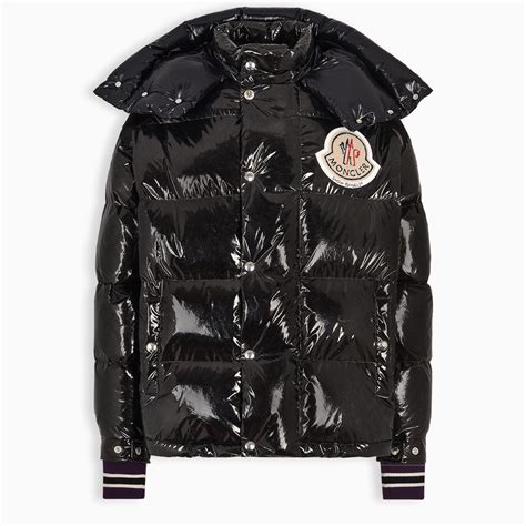 spaccio industrie moncler.